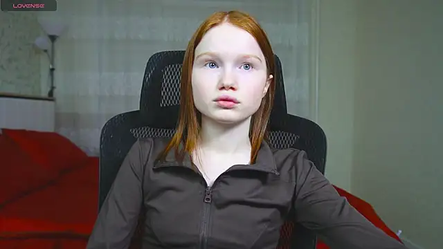 Snapshot of Nellie_baby chatting on March 27, 6:29 pm Nellie baby online show from March 27, 6:29 pm