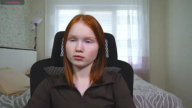 Snapshot of Nellie_baby chatting on March 30, 12:39 pm Nellie baby online show from March 30, 12:39 pm