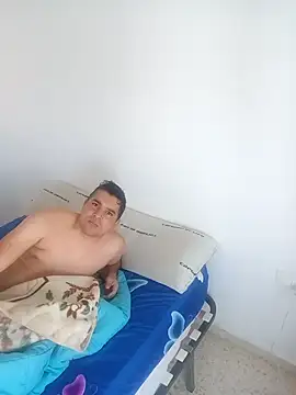 laparejaideal08 online show from April 10, 9:58 am