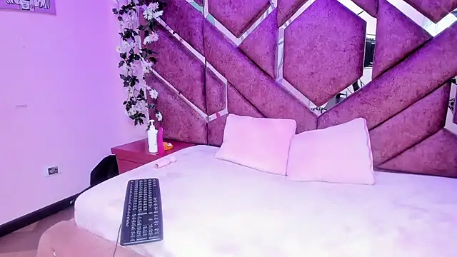 Aysha Love  online show from February 27, 2:55 am