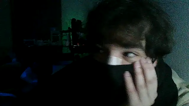 RaccooIsHere online show from February 26, 7:02 pm