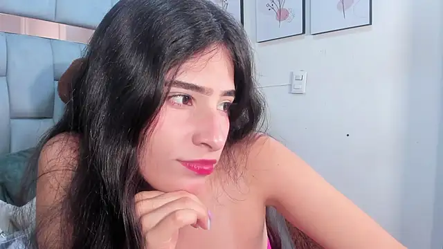 Snapshot of tatianacrow chatting on June 3, 12:08 pm tatianacrow online show from June 3, 12:08 pm