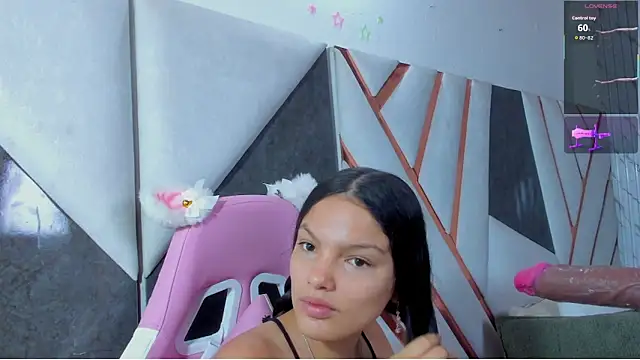 Snapshot of isa_kolins chatting on June 8, 11:10 am isa kolins online show from June 8, 11:10 am