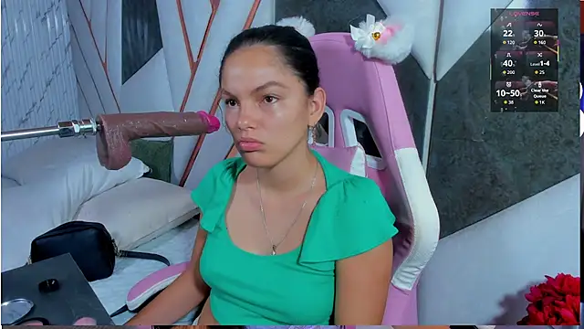Snapshot of isa_kolins chatting on June 10, 11:20 am isa kolins online show from June 10, 11:20 am