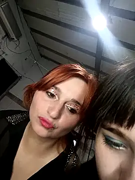 Snapshot of dieciochoyundia chatting on March 26, 1:11 am dieciochoyundia online show from March 26, 1:11 am