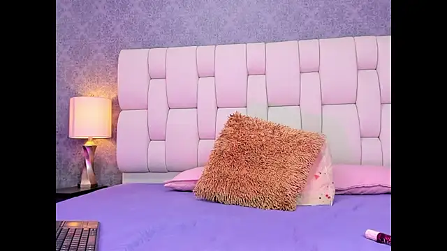 sophiaa10 online show from March 10, 7:08 pm