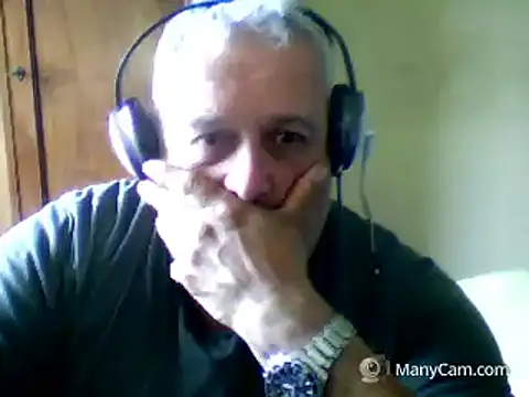 swichcassanesi online show from April 19, 11:53 am