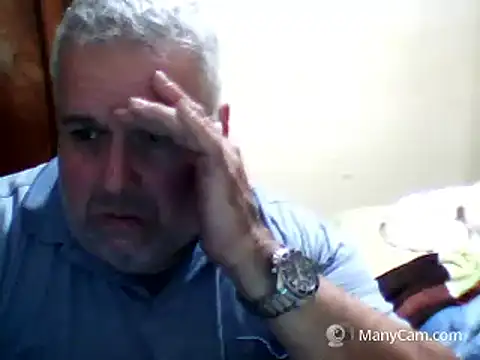 Snapshot of swichcassanesi chatting on April 28, 8:25 pm swichcassanesi online show from April 28, 8:25 pm