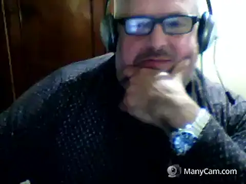 Snapshot of swichcassanesi chatting on May 7, 8:58 pm swichcassanesi online show from May 7, 8:58 pm