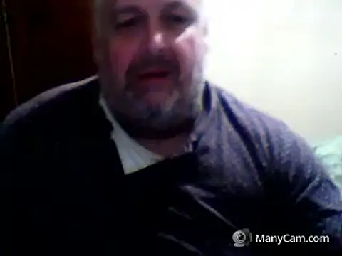 Snapshot of swichcassanesi chatting on May 8, 8:14 pm swichcassanesi online show from May 8, 8:14 pm