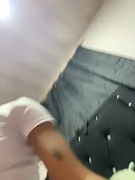 LIA PARKERR online show from February 15, 12:29 am