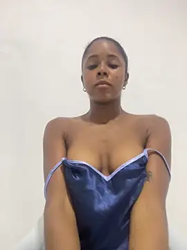 Snapshot of LIA_PARKERR chatting on May 30, 2:47 pm LIA PARKERR online show from May 30, 2:47 pm
