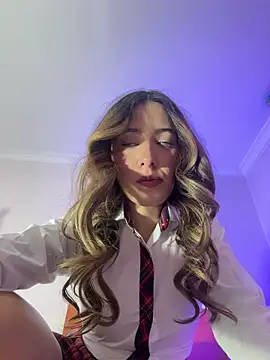 kloe  t18 online show from February 16, 2:24 pm