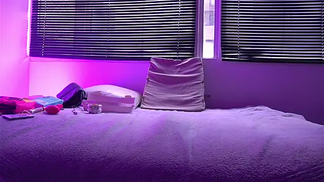 Snapshot of Eva_Err chatting on June 26, 9:41 pm Eva Err online show from June 26, 9:41 pm
