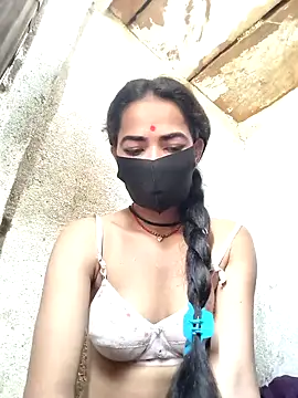 Sonali Bendre online show from March 22, 2:15 am