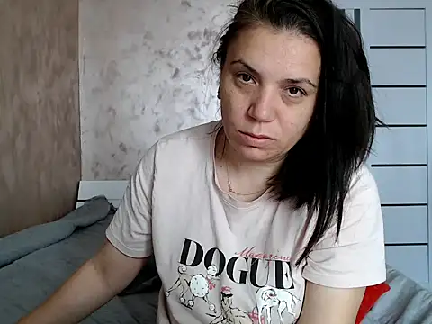 Snapshot of LorraGrey chatting on May 12, 6:54 am LorraGrey online show from May 12, 6:54 am