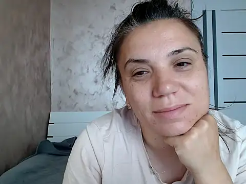Snapshot of LorraGrey chatting on May 31, 3:58 am LorraGrey online show from May 31, 3:58 am