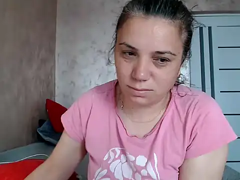Snapshot of LorraGrey chatting on June 4, 4:18 am LorraGrey online show from June 4, 4:18 am