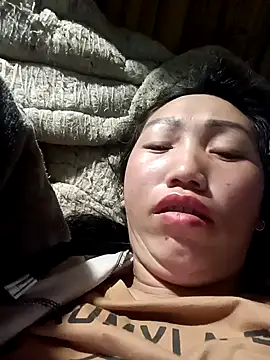 hot-luna- online show from February 15, 10:17 pm