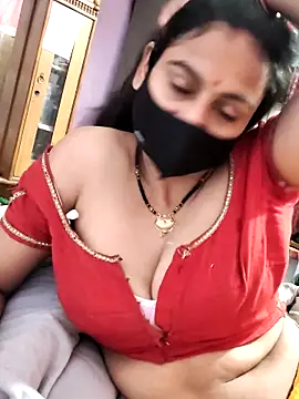 Snapshot of simran_sharma01 chatting on March 3, 12:17 am simran sharma01 online show from March 3, 12:17 am