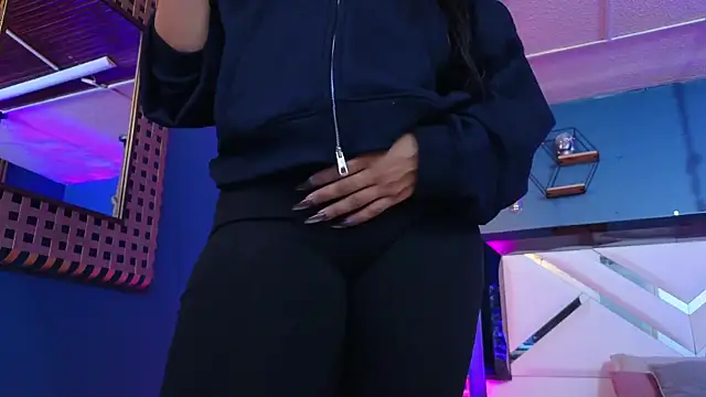 Ladyy brownn online show from April 14, 12:00 pm