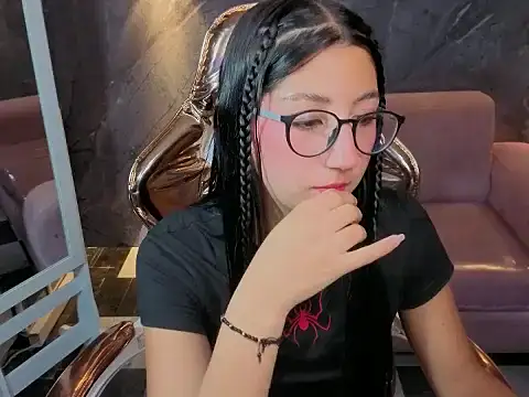 Sophie jones b online show from February 4, 12:44 pm