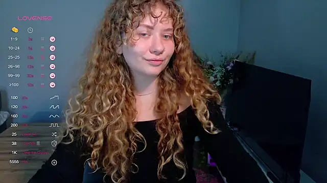 Snapshot of Milounee chatting on May 29, 8:01 am Milounee online show from May 29, 8:01 am