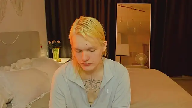 Lollita Morgan online show from March 28, 5:51 am