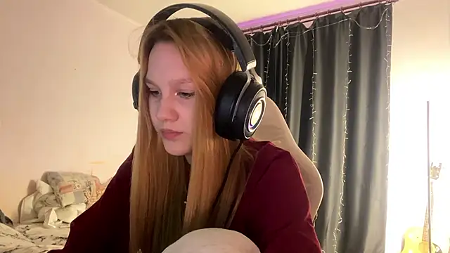 axin burnell online show from April 22, 5:14 pm