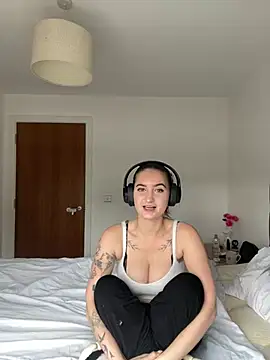 trinitysecretzx online show from February 5, 12:10 pm