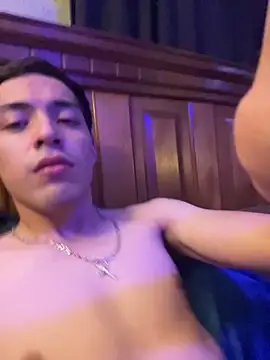 Tupapi696969q online show from March 22, 4:38 am