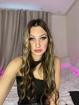 Alyxra online show from February 5, 8:52 am