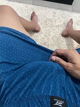 Novinhoknalha online show from April 30, 4:30 am