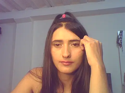 Snapshot of natys123 chatting on February 9, 4:27 am natys123 online show from February 9, 4:27 am