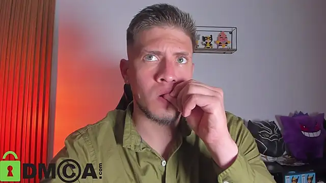 SebastianMaximoff  online show from February 26, 9:14 pm