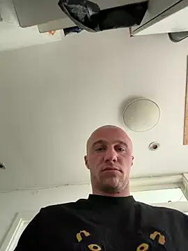 Snapshot of michaarMichaels chatting on May 3, 6:52 am michaarMichaels online show from May 3, 6:52 am