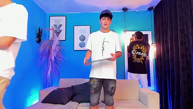 KingOfHeavens 2 online show from February 11, 4:50 am