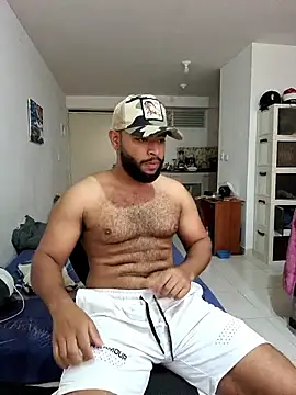 KLEYTON33 online show from March 12, 2:45 pm