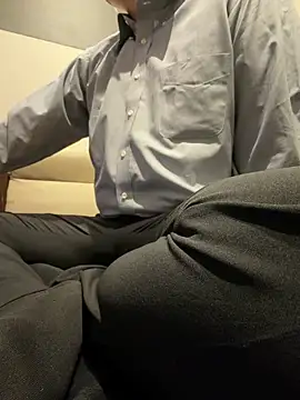 yuuuuusuke00 online show from March 9, 1:31 am