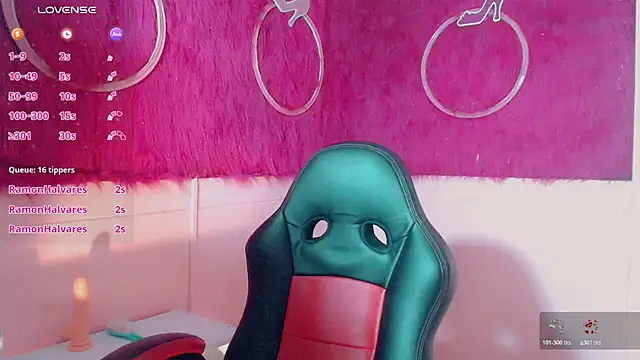 isabella vogue online show from February 20, 11:32 am