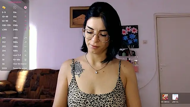 emacandy online show from August 3, 4:55 am