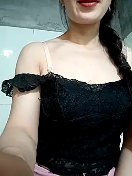 Snapshot of Vyvvyy69 chatting on July 11, 10:29 am Vyvvyy69 online show from July 11, 10:29 am