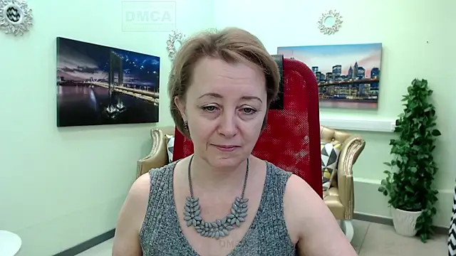 MONA W online show from March 11, 11:05 am