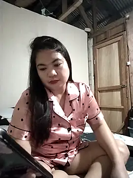 Zyramae 25 online show from April 20, 10:40 am