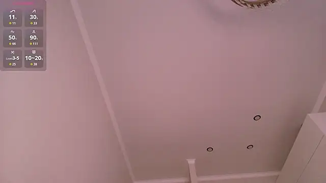 jjasleen0 online show from February 17, 3:36 am