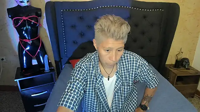 Kali Panther online show from April 21, 7:39 pm