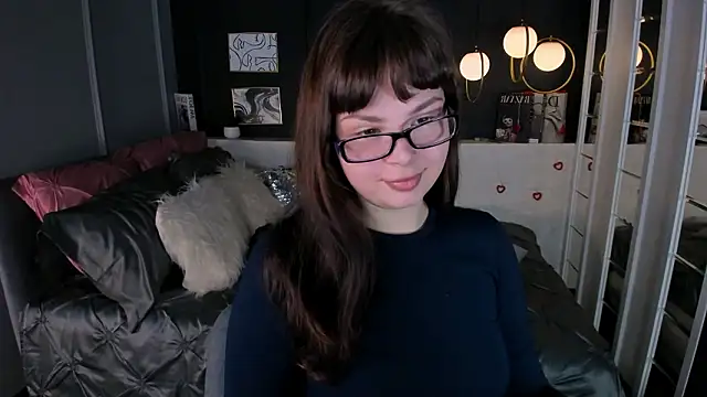 Maykinkya online show from February 27, 3:01 pm