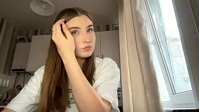 LissaBliss online show from March 27, 2:50 pm