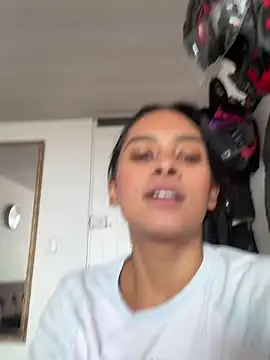 LunaHeat online show from March 29, 1:33 pm