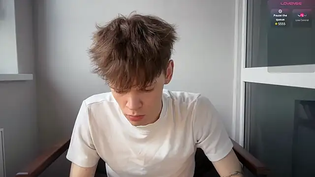 Kevin bucks online show from April 22, 12:39 pm